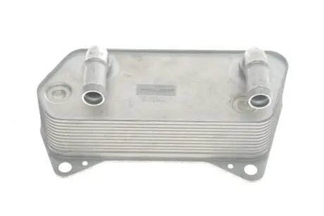 Радіатор масляний VW Caddy III/IV/Passat 05-14/Skoda Octavia 1.2-2.0/1.6-2.0 TDI 04-13 ADLER 02E409061B