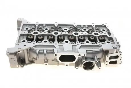 Фото головка блока цилиндров Ford Transit/Mondeo V 2.0 EcoBlue 15- AMC 908460 Головка блока цилиндров Ford Transit/Mondeo V 2.0 EcoBlue 15- AMC 908460