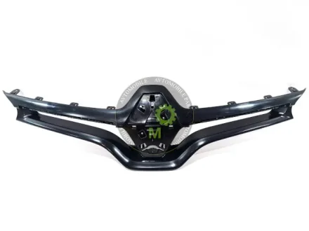 Решітка Renault FLUENCE, 2013- AMParts AMParts (Avtomobile Parts) APRN1805T