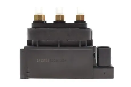 Клапан пневмо подв Valve Block - 99-11 A6/(R)S6/Allr.(C5/C6), 02-10 A8/S8 (D3), 04-1 ARNOTT VB-3265