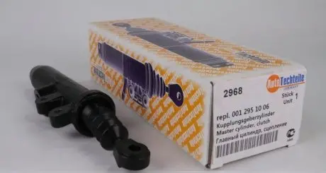 Цилиндр сцепления (главный) MB (W124/W201/W202) (2968) AUTOTECHTEILE 100 2968