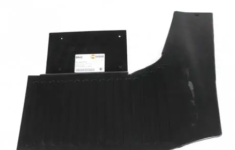 Бризковик задній R AUTOTECHTEILE 100 8842