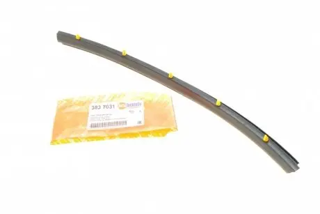 Уплотнитель двери (передней) VW T5 03-(L) (наружный) (8370.31) AUTOTECHTEILE 383 7031