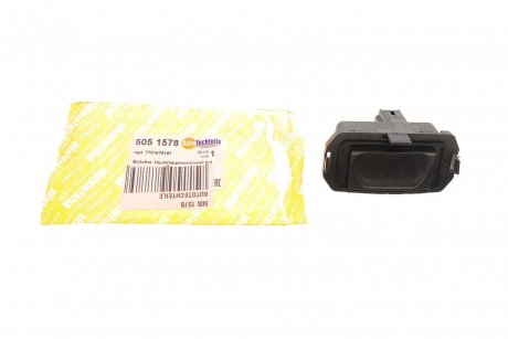 Кнопка відкривання багажника Renault Megane 03-09 AUTOTECHTEILE 505 1578