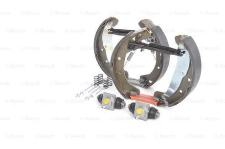 OPEL К-т гальмівних колодок (барабан) SUPER PRO (230*42) Astra, Zafira, Vectra BOSCH 0204114652