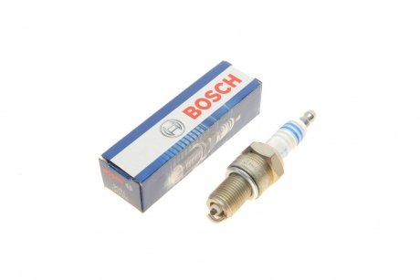 Свічка запалювання Standard Super W8DC BOSCH 0 241 229 715