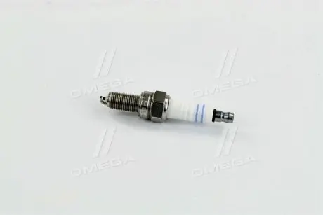 Свічка запалювання UR6DE NICKEL BOSCH 0 242 040 502