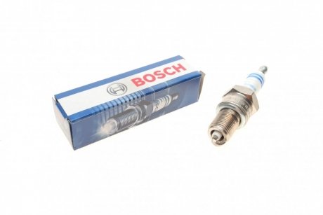 Свеча зажигания WR8DCE 0.8 NICKEL (VOLGA, DAEWOO LANOS) (выр-во) BOSCH 0 242 229 656