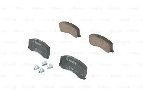 Комплект гальмівних колодок BOSCH 0986424465