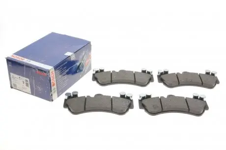 Колодка тормозов. диск. PORSCHE, VW CAYENNE (955), TOUAREG (7LA, 7L6, 7L7), передн. (выр-во) BOSCH 0986424740