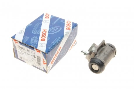 Цилиндр тормозной (задний) Nissan Primera 90-06(R) (d=20.6mm) BOSCH F 026 002 221