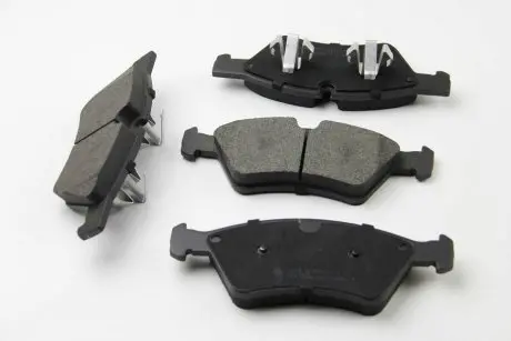 Тормозные колодки пер. W164 ML/X164 GL 05- BREMSI BP3279