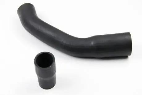 Патрубок интеркулера Transit 2.2 TDCi 11- BSG BSG 30-720-142