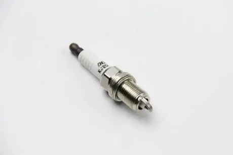 Свічка запалювання Opel/Honda/Chevrolet/ DENSO KJ20CRL11