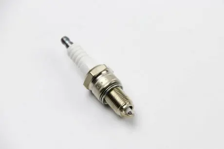 Свічка запалювання Toyota DENSO W16EX-U