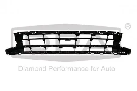 Решетка радиатора VW Passat 14- DPA 88531775502