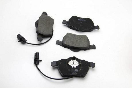 Тормозные колодки пер. Passat B5/Audi A4/A6 00-05 GOODREM RM1230