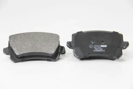 Тормозные колодки зад. Caddy III/Golf V/Audi A4 03- GOODREM RM1305