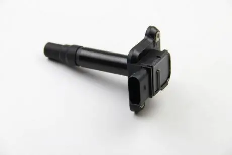 Катушка воспаления A6/A8/OCTAVIA/GOLF 1.8/3.7/4.2 96-10 HELLA 5DA193175-981