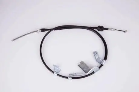 SUZUKI трос ручного гальма прав. Swift III 05- HELLA 8AS 355 665-991