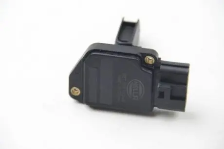 Витратомір повітря (4 конт.) FORD MONDEO III 2.0TDCi 00-07 HELLA 8ET009142-281