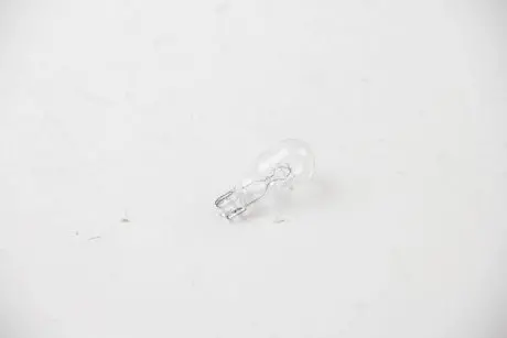 Лампа розжарювання W16W 12V W2,1x9,5 d HELLA 8GA008246-001