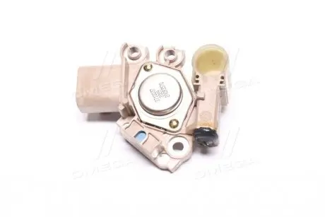 Регулятор напряжения генератора (выр-во Mobis) Hyundai/Kia/Mobis 3737037400