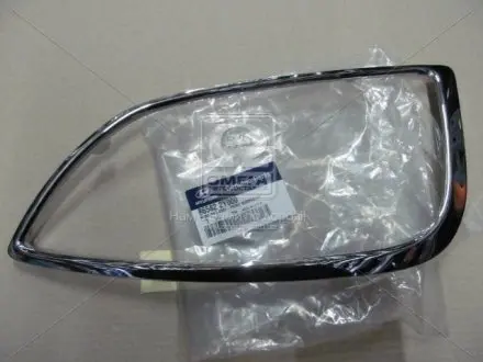 Рамка фари п/тум об. IX35 (хром. окантовка) (Mobis) Hyundai/Kia/Mobis 865822Y000