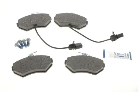 Колодки тормозные (передние) Audi A4 94-08/Seat Exeo 08-13/VW Passat B5 96-00 (+датчики) ICER 181157-203