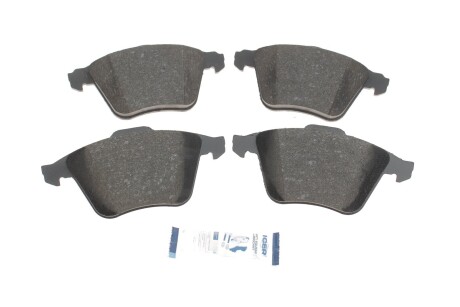 Колодки тормозные (передние) Ford Focus/Mazda 3/Volvo C30/C70/S40/V50/Opel Vectra C 05-14/V40 12- ICER 181652