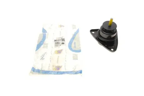 Подушка двигателя Kia Ceed 1.4-2.0 06-14/Forte 2.0-2.4 09- Hyundai i30 07-17 (гидравлика) (R) IMPERGOM 70754
