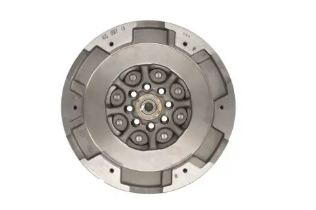 Маховик LuK 415 0567 10