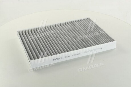 Фильтр салона Audi A4 01-08/A6 97-05 (угольный) M-FILTER K936C