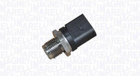 AUDI Датчик тиску палива A4 B7, A6 C6, MERCEDES-BENZ, VW MAGNETI MARELLI 215810014700