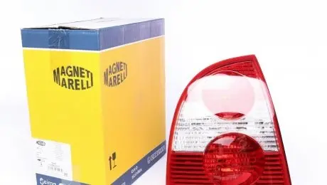 Ліхтар задній VW Passat (B5) 00-05 (L) (08390) MAGNETI MARELLI 714028400701