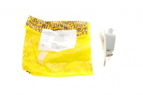 Повторитель поворота на крыло BMW X5 (E70) 06-13 (R) M57/N52/N55/N57/N63 MAGNETI MARELLI 715102182000
