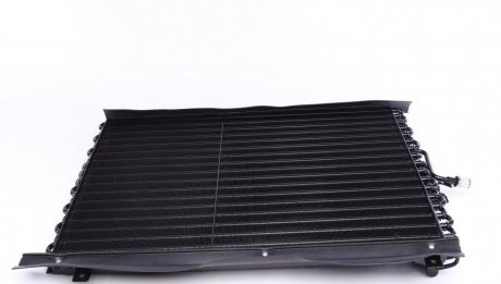 Радиатор кондиционера MB (S124/W124) 2.0-3.0 84-93 MAHLE / KNECHT AC 133 000S