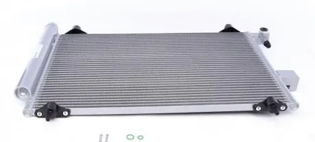 Радіатор кондиціонера Citroen C5 II/III/C6/Peugeot 407 1.6-3.0D 02- MAHLE / KNECHT AC 585 001S