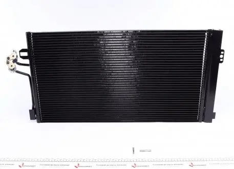 Радіатор кондиціонера Vito/Viano 2.0-3.5CDI 03- MAHLE / KNECHT AC 762 000S