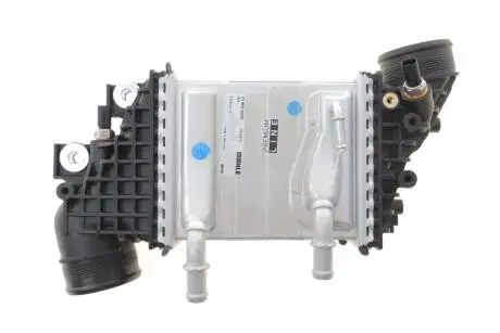 Радіатор інтеркулера VW Crafter/T6 2.0 TDI 16- MAHLE / KNECHT CI 663 000P