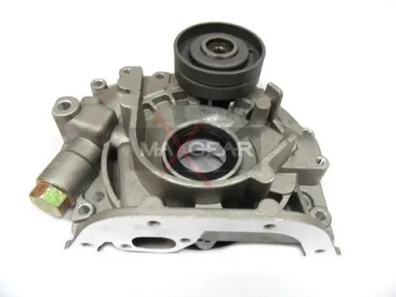 Масляный насос VAG 100 Passat 1.9-2.5i/TDI 81-94 MAXGEAR 42-0020