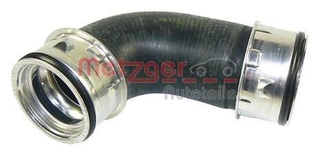 Патрубок интеркулера SEAT TOLEDO III (5P2) 04-09; AUDI A3 SPORTBACK (8PA) 04-13; VW JETTA V (1K2) 05-10 METZGER 2400102