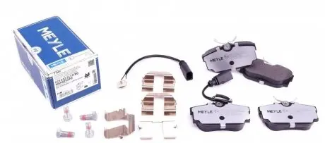 Комплект тормозных колодок из 4 шт. дисков MEYLE 025 232 2417/PD