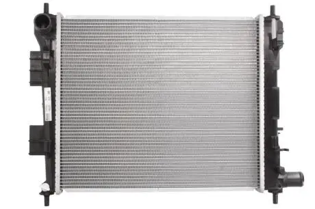 Радiатор NISSENS 675024