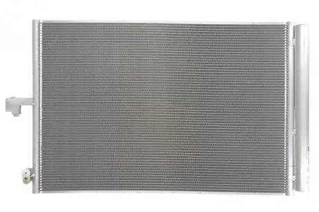 Радiатор кондицiонера NISSENS 940780