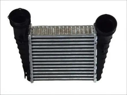 Інтеркулер SKODA SUPERB I, VW PASSAT B5 NISSENS 96680