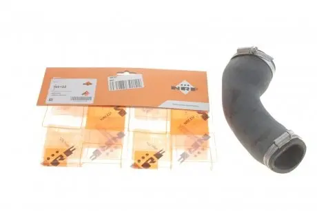 Патрубок интеркулера (нижний) MB Vito (W638) 96-03 (OM611) NRF 166152