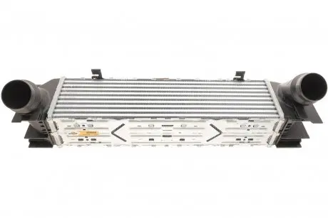 Радіатор інтеркулера BMW 3 (F30/F80)/4 (F33/F83) 11- N20/N26/B38 NRF 309028