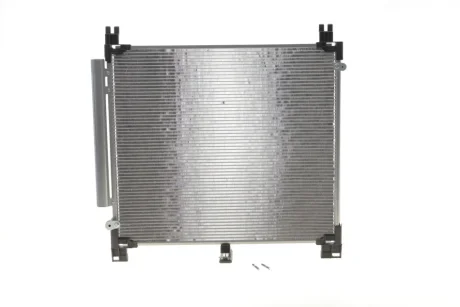 Радіатор кондиціонера Toyota Hilux 15- NRF 350499