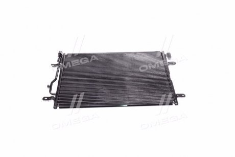 Радиатор кондиционера Audi A4/A6 00-05 NRF 35404